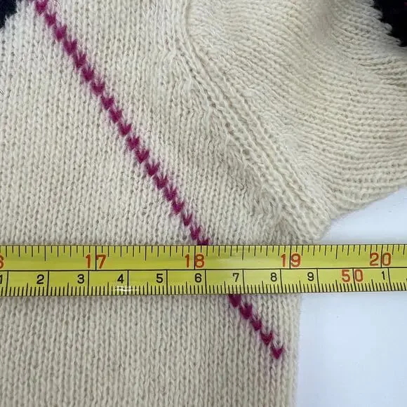 Vintage Liz Sport Wool Sweater Ivory Argyle Turtleneck Cowl & Turtlenecks